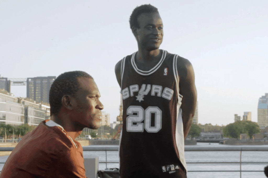 Estoy-Aca-Mangi-Fi-fotograma-1