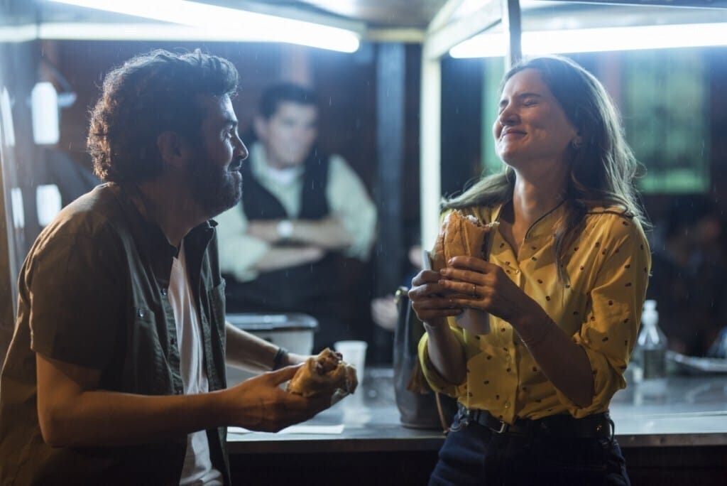 Javier-Flores-y-Bárbara-Lombardo-en-carrito