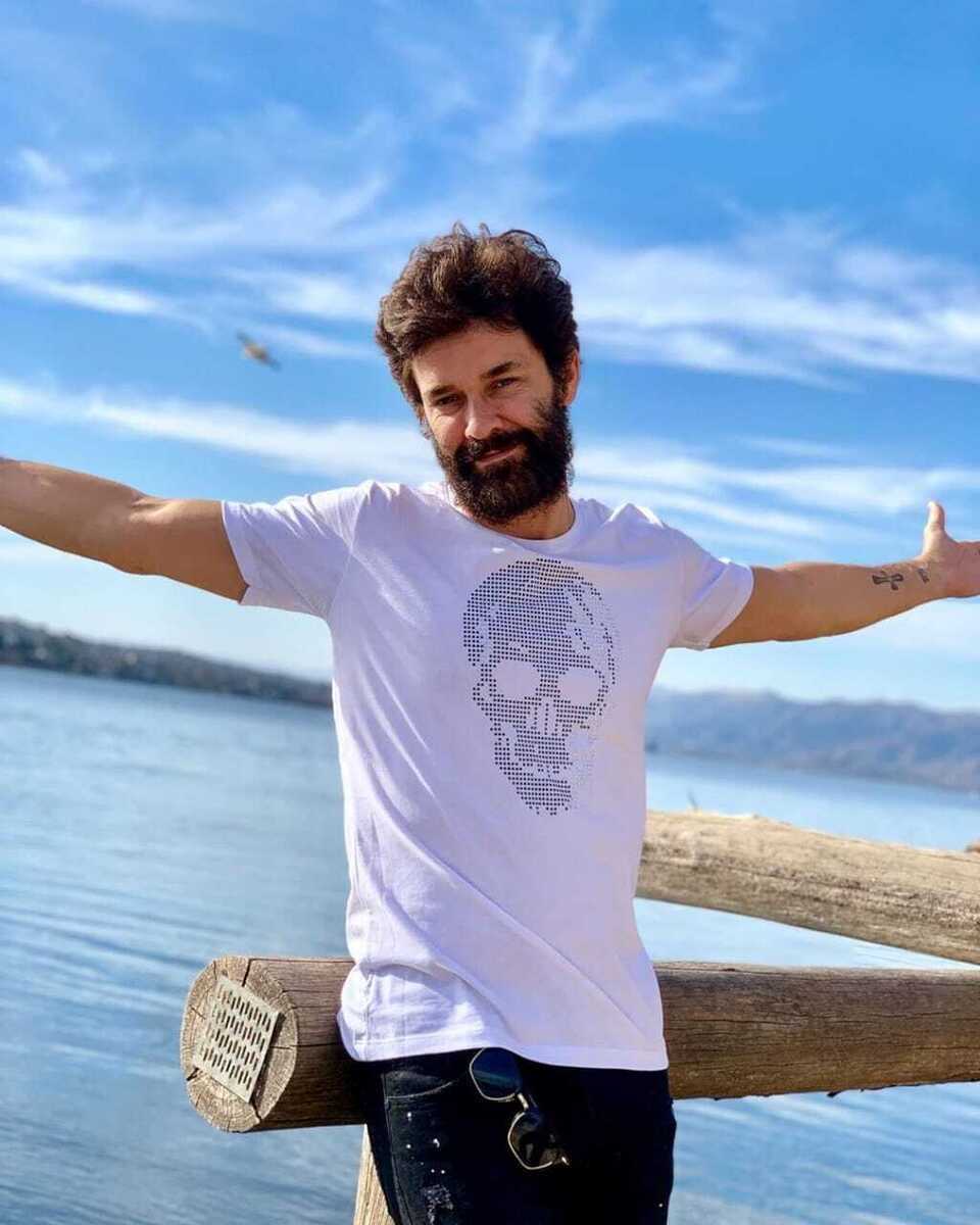 6084c077-d3cd-46c6-b3cf-0d66b0bc8393