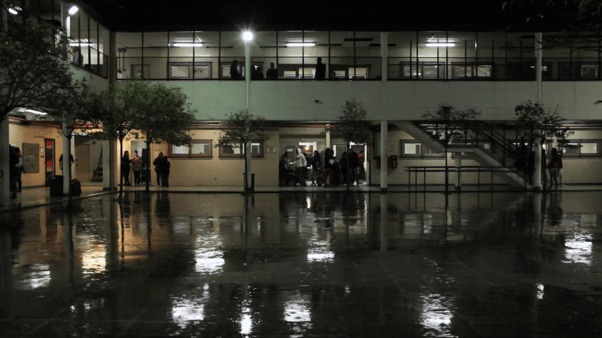 Copia-de-escuela_contra_margen_still_07