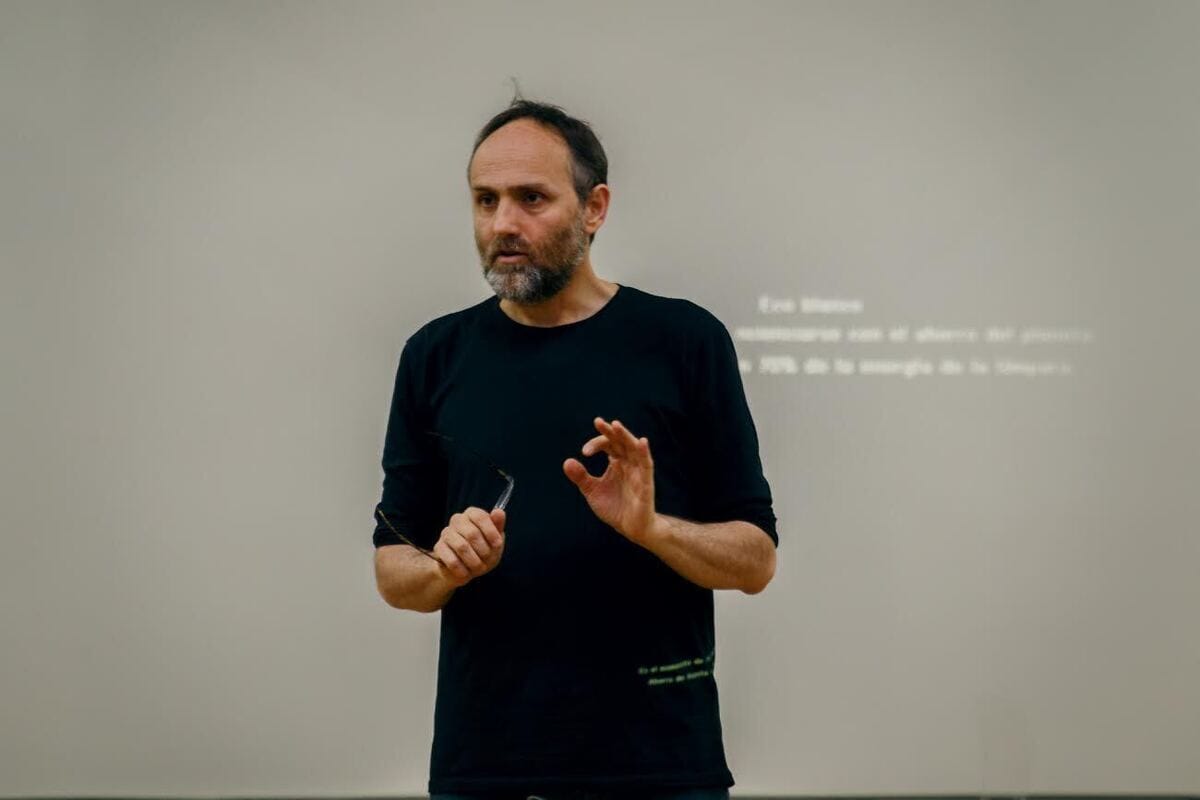 165152308862703e1000547