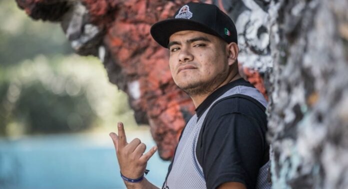 Marketing: AXN y el rapero Aczino se fusionaron para una famosa serie