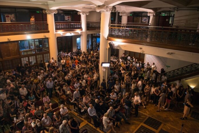 Desde el sábado 6, estudiantes de ENERC presentan sus producciones vía streaming