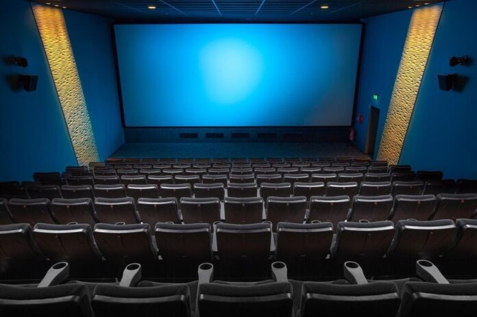 imagen-de-una-sala-de-cine-vacia Concurso de guiones en la plataforma Filmarket Hub, abierto hasta el 30 de septiembre