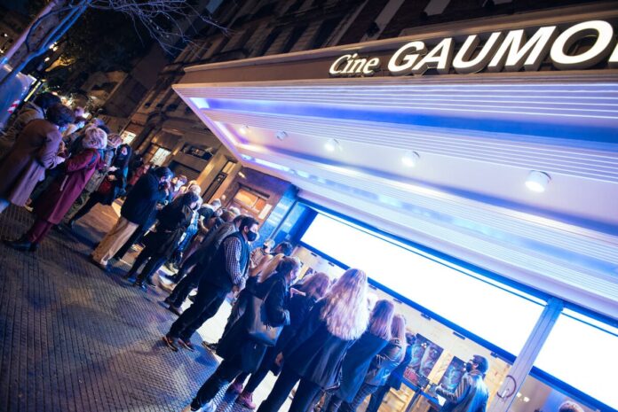 51537975267_fd43245303_k Oficial: las salas de cine de la Ciudad vuelven a funcionar al 100% de su capacidad