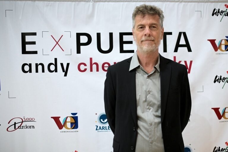 Eduardo Raspo dirige «Expuesta», documental sobre la fotógrafa Andy Cherniavsky: «Ella supo moverse en un mundo de varones y ganarse su lugar»
