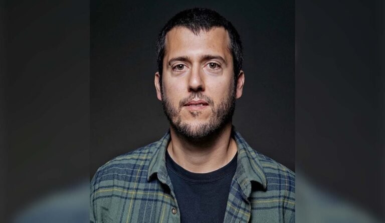 Augusto Tejada dirigió «El duelo», disponible en Star+: «El cine en salas me fascina, pero hay que abrazar las plataformas que son nuestras pantallas»