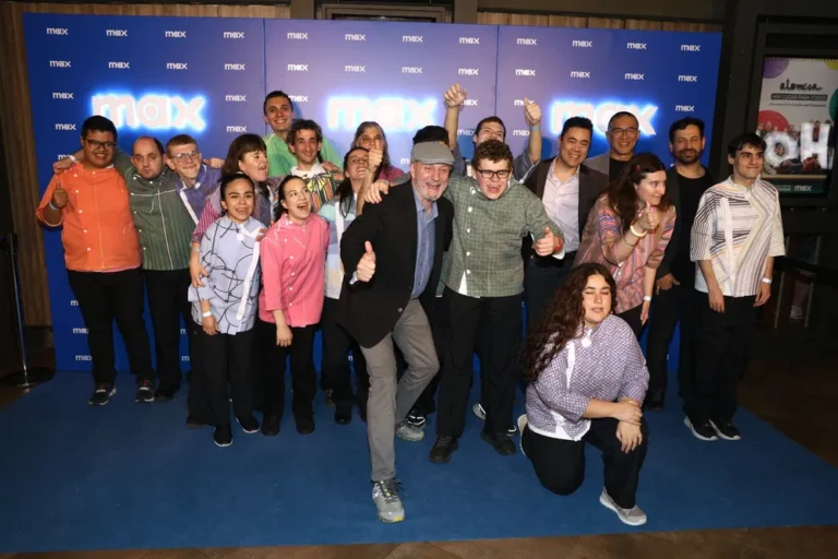 Se estrena el documental «Alamesa», producción de Juan Campanella sobre un restaurante único que combina gastronomía con inclusión social